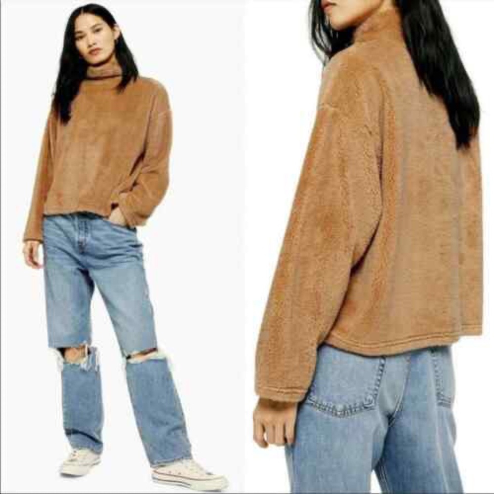 NWT Size 6 Topshop Teddy Fleece Funnel Neck Top